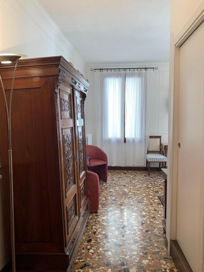 ונציה B&B Al Teatro With Canal View מראה חיצוני תמונה