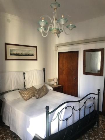 ונציה B&B Al Teatro With Canal View מראה חיצוני תמונה